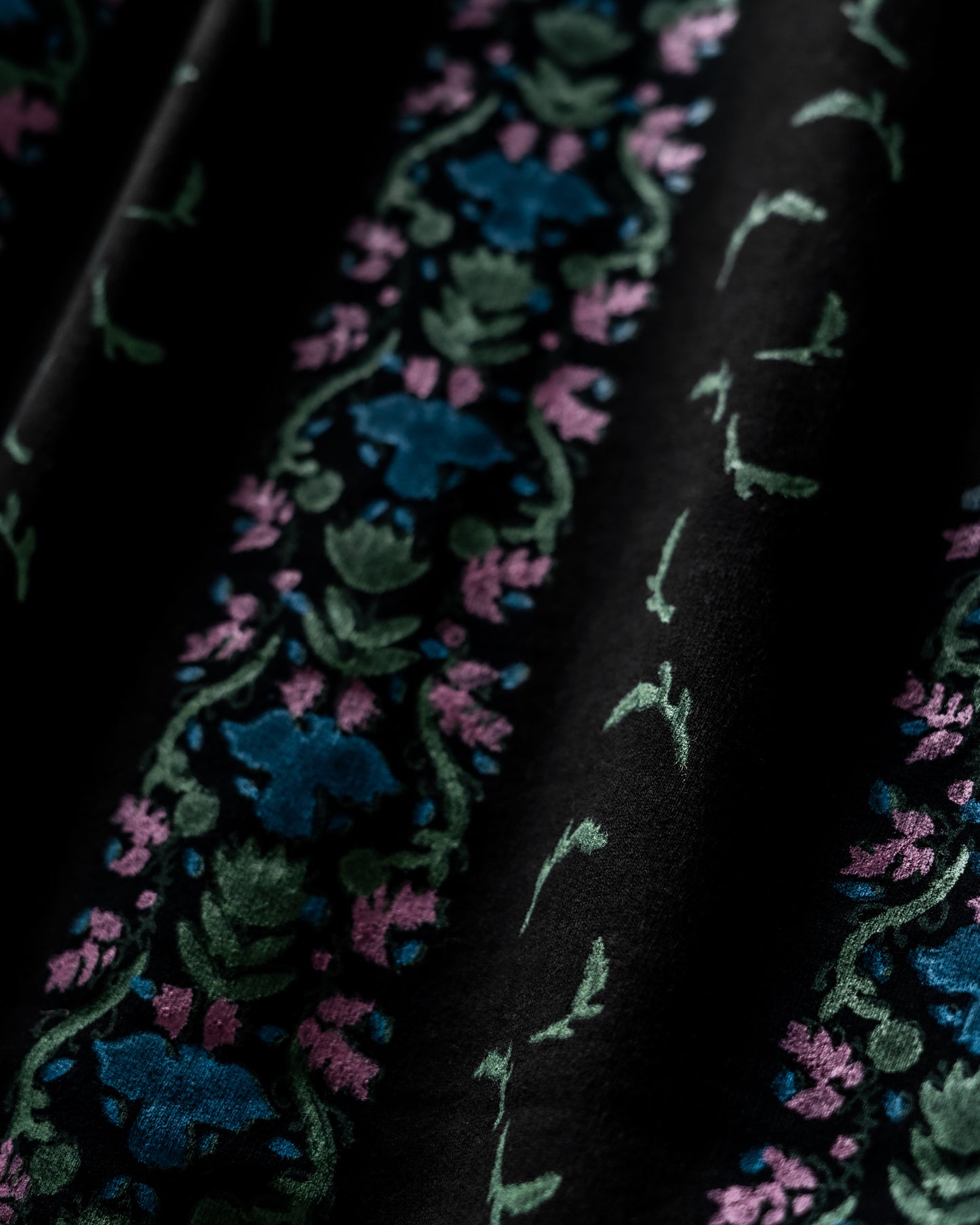 Neeli Fakhta "Authentic Hand Block Printed" Unisex P